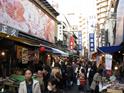 Tsukiji_Outer_Market_-08[1]